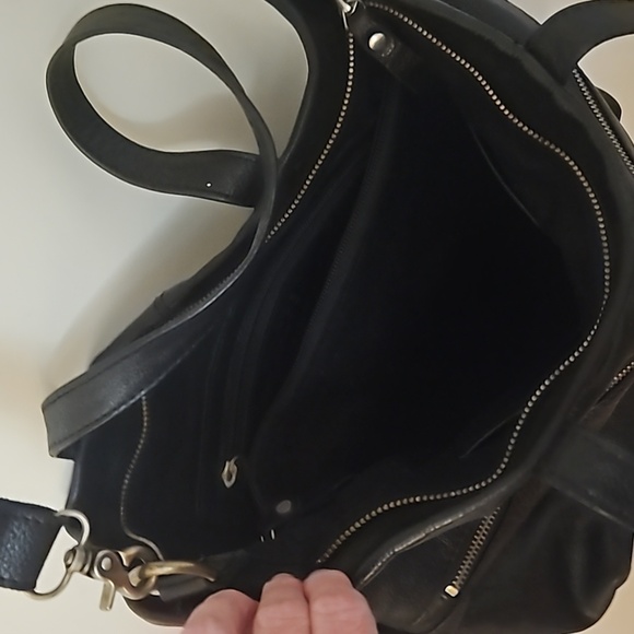 ASPEN Large Black Leather Satchel Crossbody Bag - Picture 9 of 16